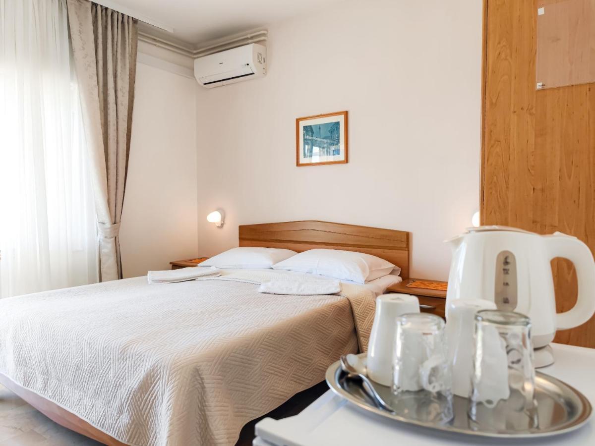 B&B Villa Ivona Baška Voda Extérieur photo