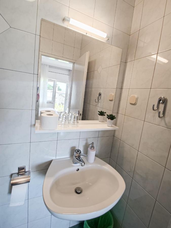 B&B Villa Ivona Baška Voda Extérieur photo