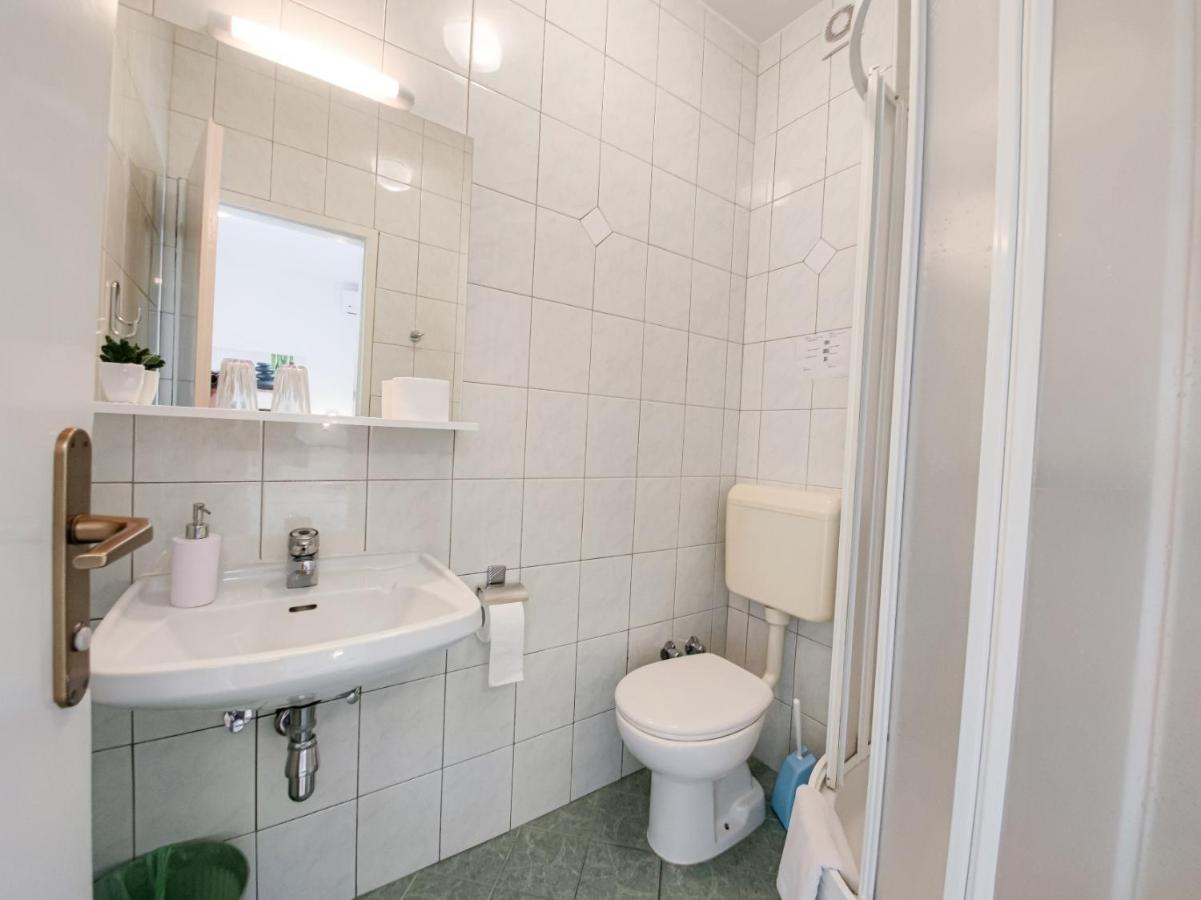 B&B Villa Ivona Baška Voda Extérieur photo