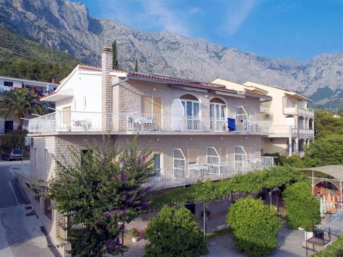 B&B Villa Ivona Baška Voda Extérieur photo